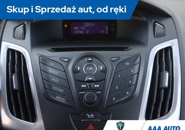 Ford Focus cena 15000 przebieg: 218686, rok produkcji 2011 z Mieroszów małe 137